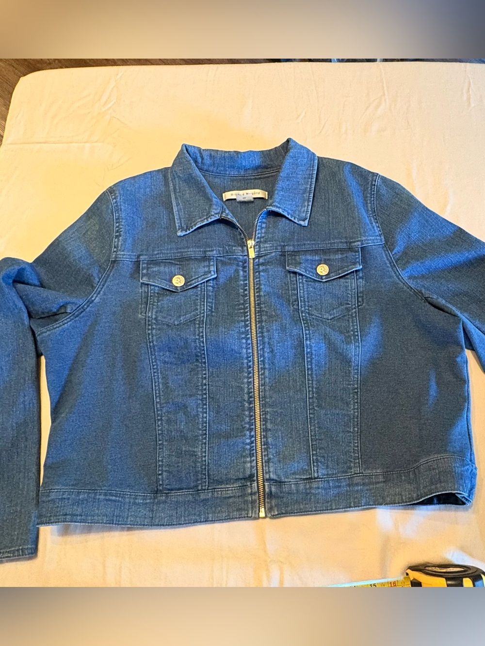 Ladies XL Classic Blue Denim Zip-Up Jean Jacket - Picture 2 of 12